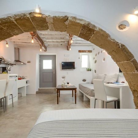 Naxos City Venetian Suites מראה חיצוני תמונה