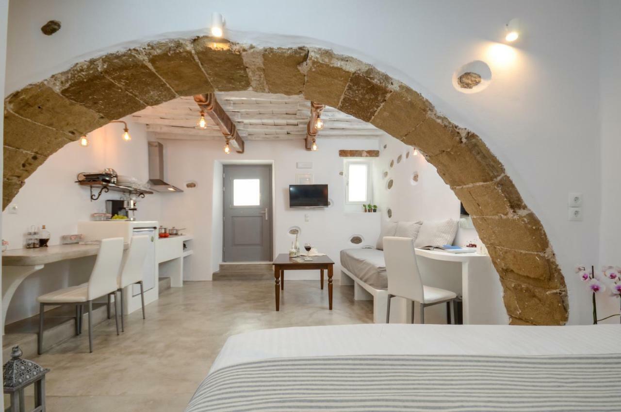 Naxos City Venetian Suites מראה חיצוני תמונה